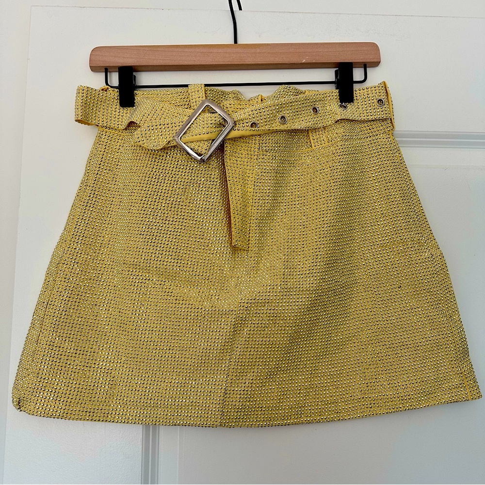 Boutique (Lg) Yellow Silver Studded A-Line Mini Skirt with Silver Grommet Belt